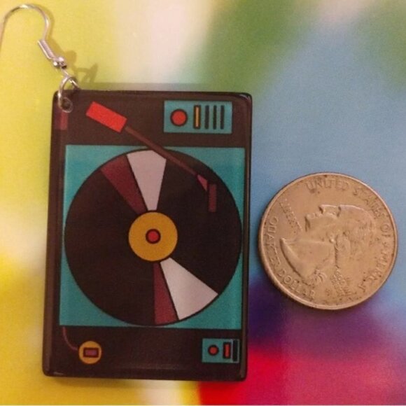 Big Retro Record Player Earrings - Picture 6 of 6